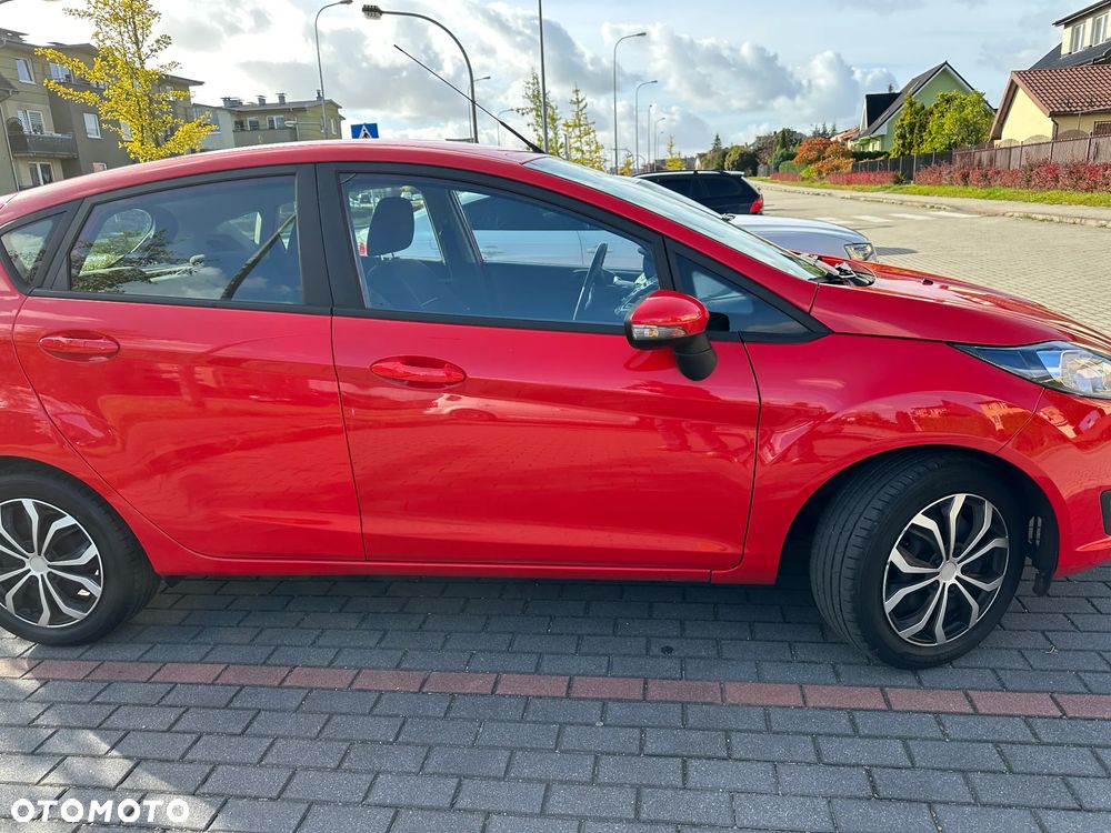 Ford Fiesta 1.0 Champions Edition - 12