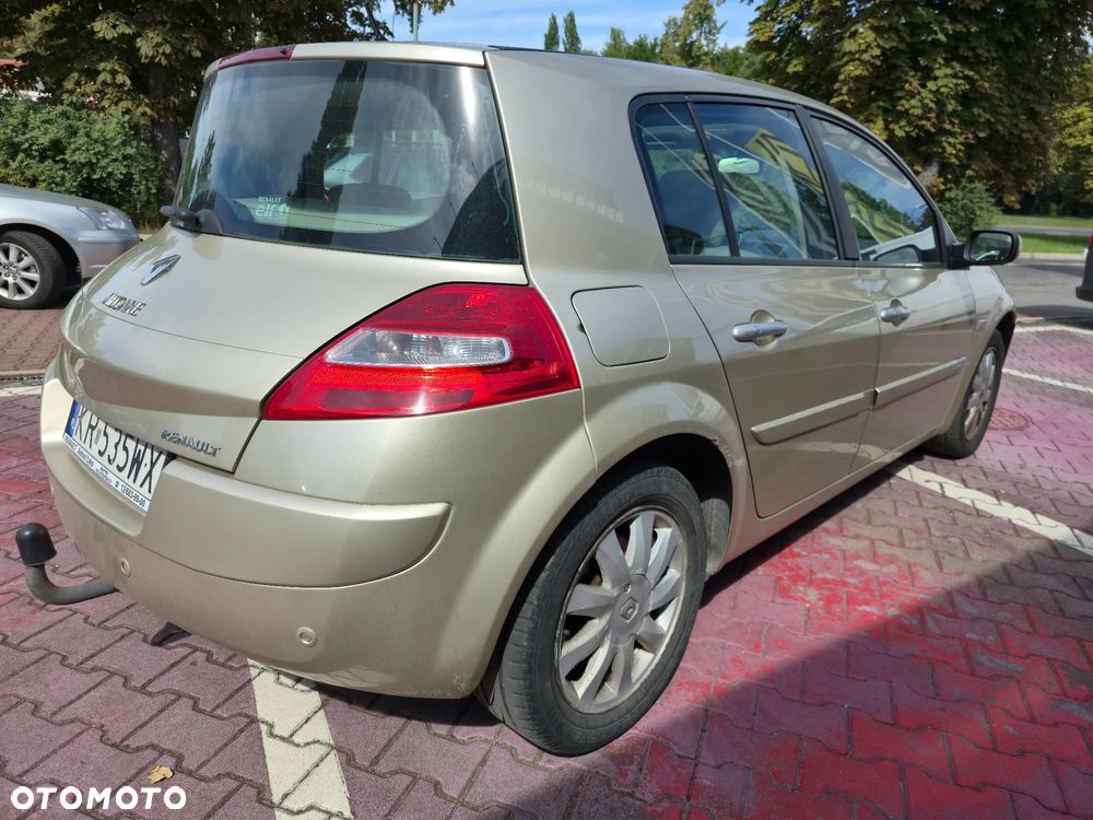 Renault Megane 2.0 dCi Privilege - 7