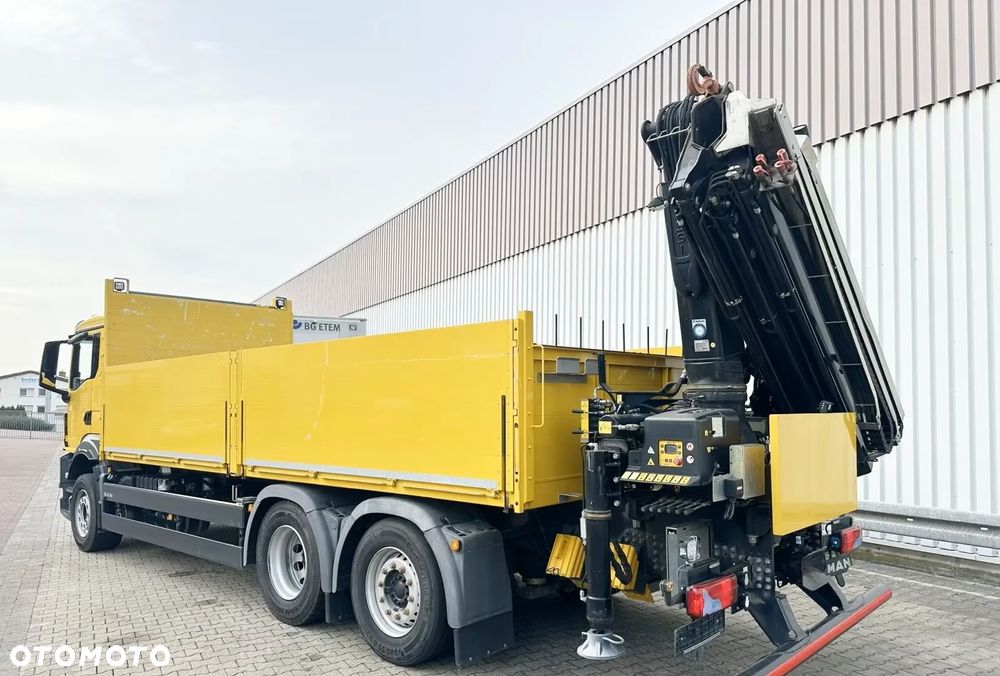 MAN TGS 26.430 6x2 OŚ SKRĘTNA HDS dzwig żuraw FASSI 235 SKŁĄDANY w ''Z'' -RADIO- 5i6 funkacja DODATKOWA,  Skrzynia 650x250cm jak NOWY!!! - 6