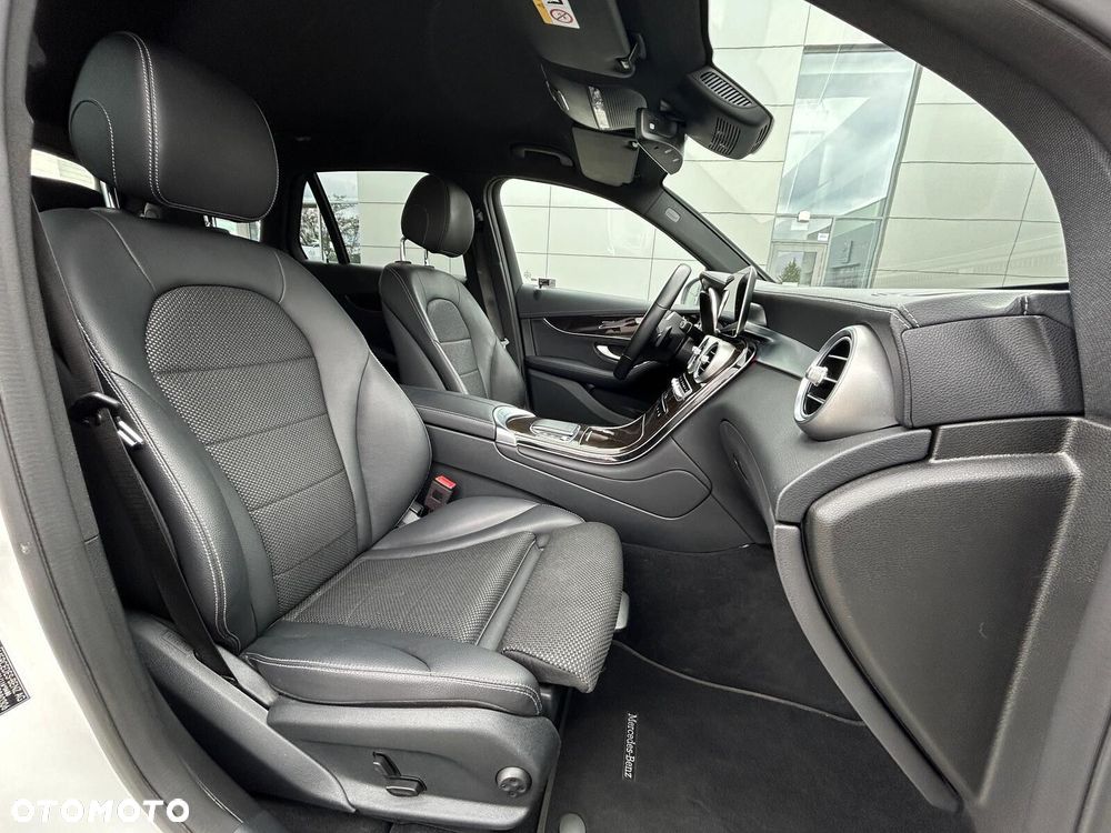 Mercedes-Benz GLC - 18