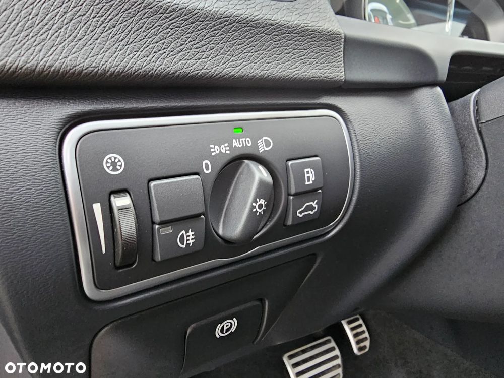 Volvo V60 D3 Geartronic RDesign - 27