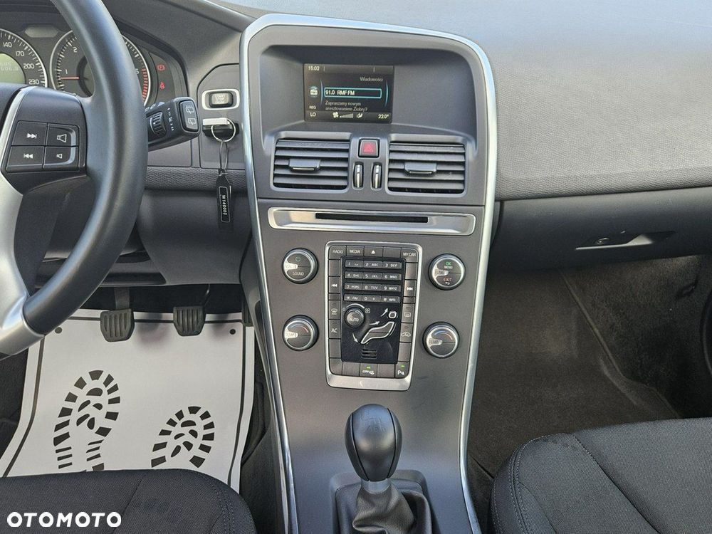 Volvo XC 60 D3 Momentum - 12
