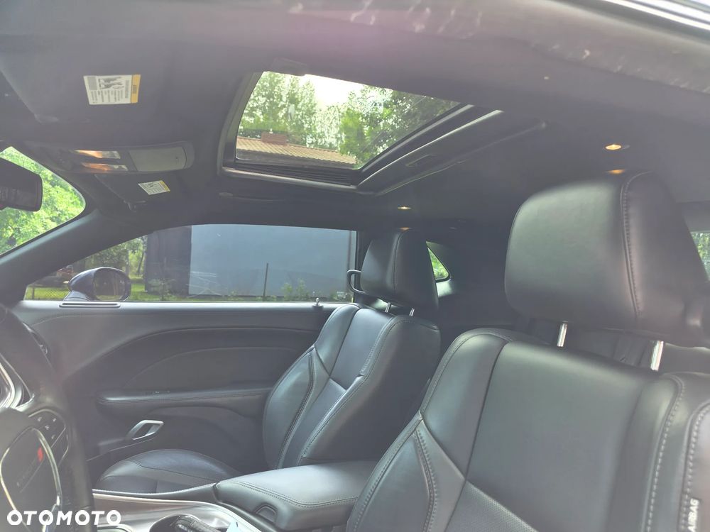 Dodge Challenger 3.6 SXT Plus - 14