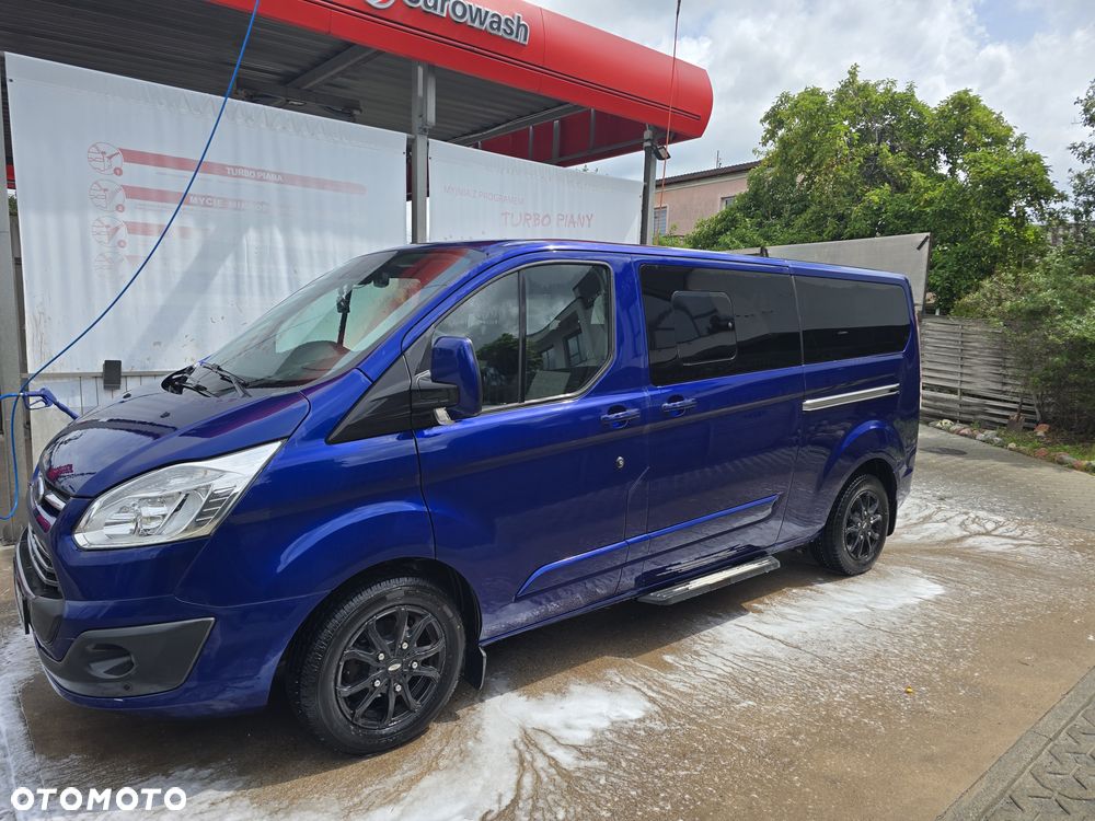 Ford Tourneo Custom - 2