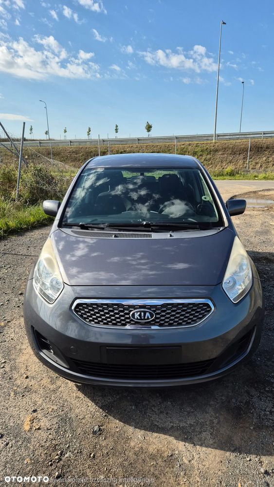 Kia Venga - 6