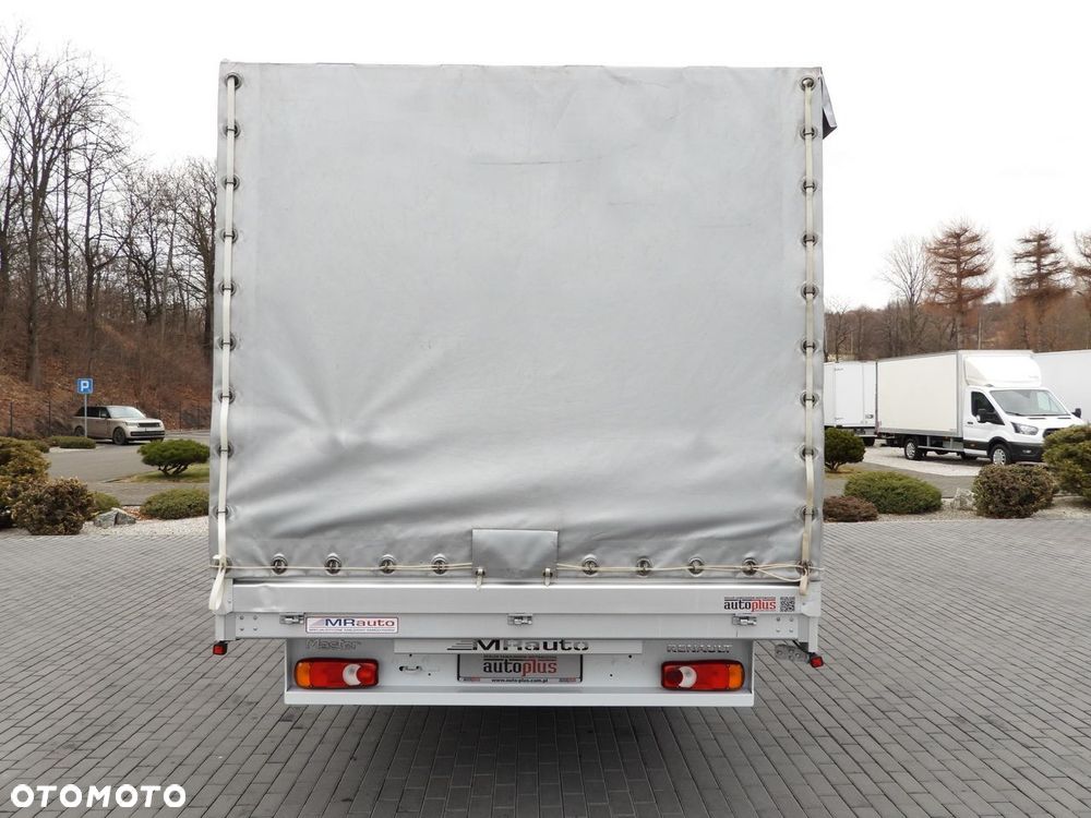 Renault MASTER PLANDEKA 8 PALET TEMPOMAT NAWIGACJA LEDY PNEUMATYKA KLIMATYZACJA  165KM - 12