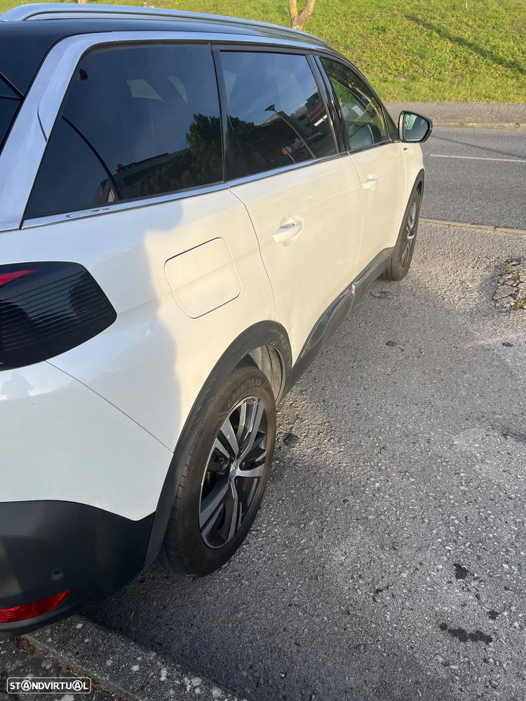 Peugeot 5008 1.5 BlueHDi GT Line EAT8 - 16