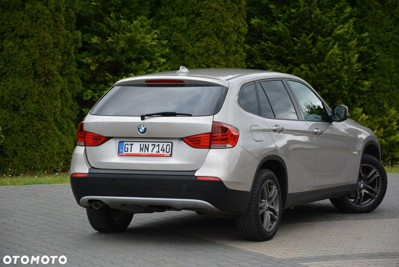 BMW X1 xDrive20d - 13