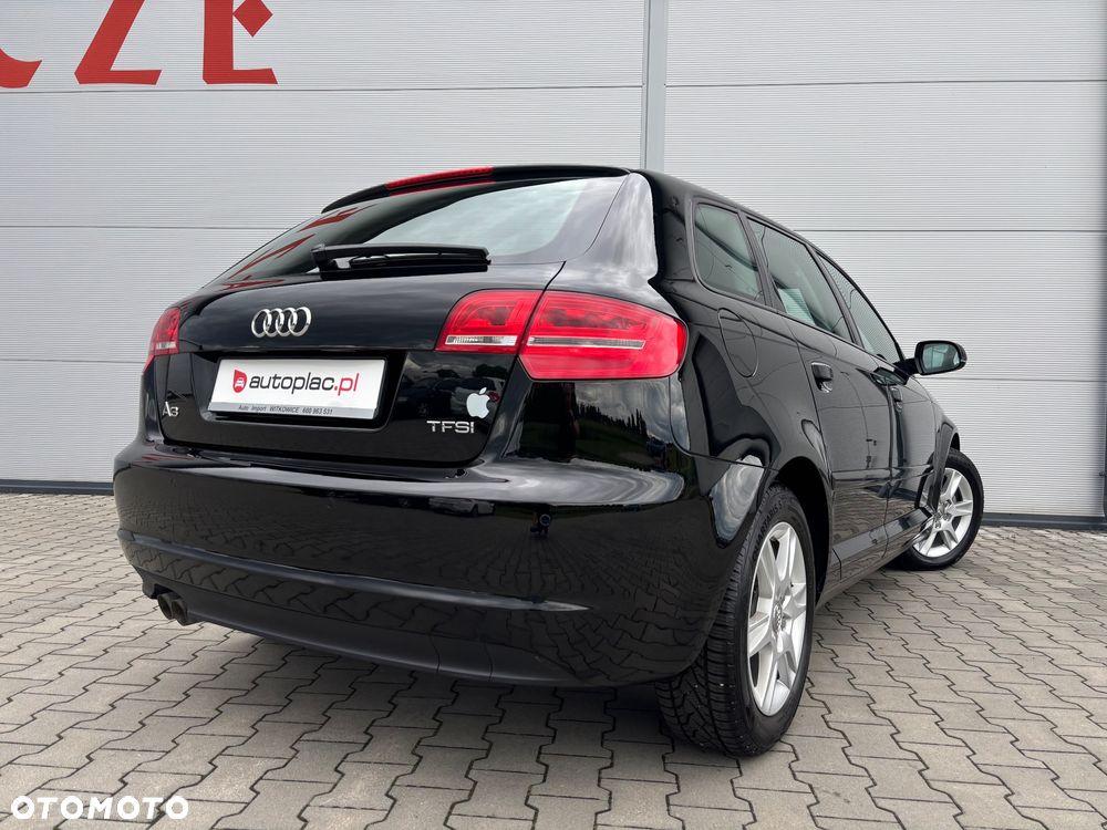 Audi A3 Sportback 1.4 TFSI Ambiente - 12
