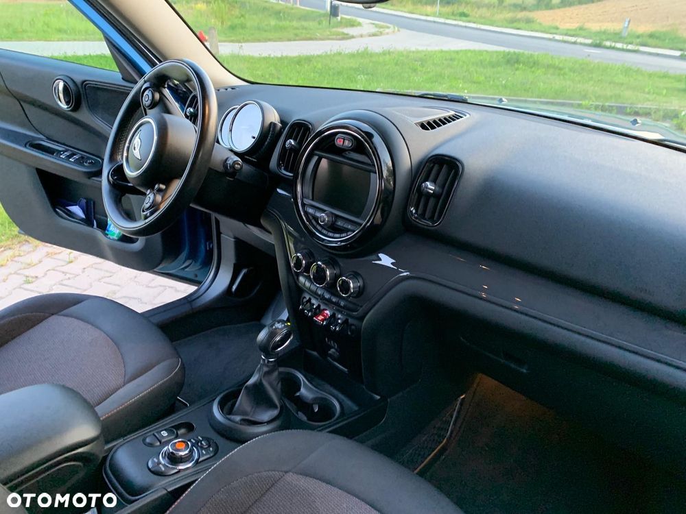 MINI Countryman Cooper D ALL4 - 19