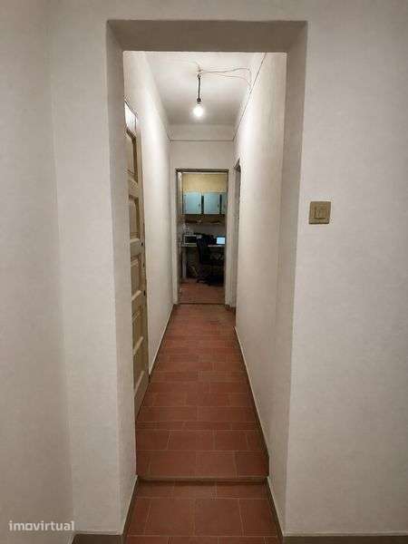 T3 135m² em Almada | Sem Caução | Água e Luz Incluídas | 800€/Mês - Grande imagem: 2/6