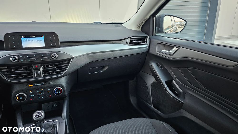 Ford Focus 1.0 EcoBoost Trend Edition Business - 11