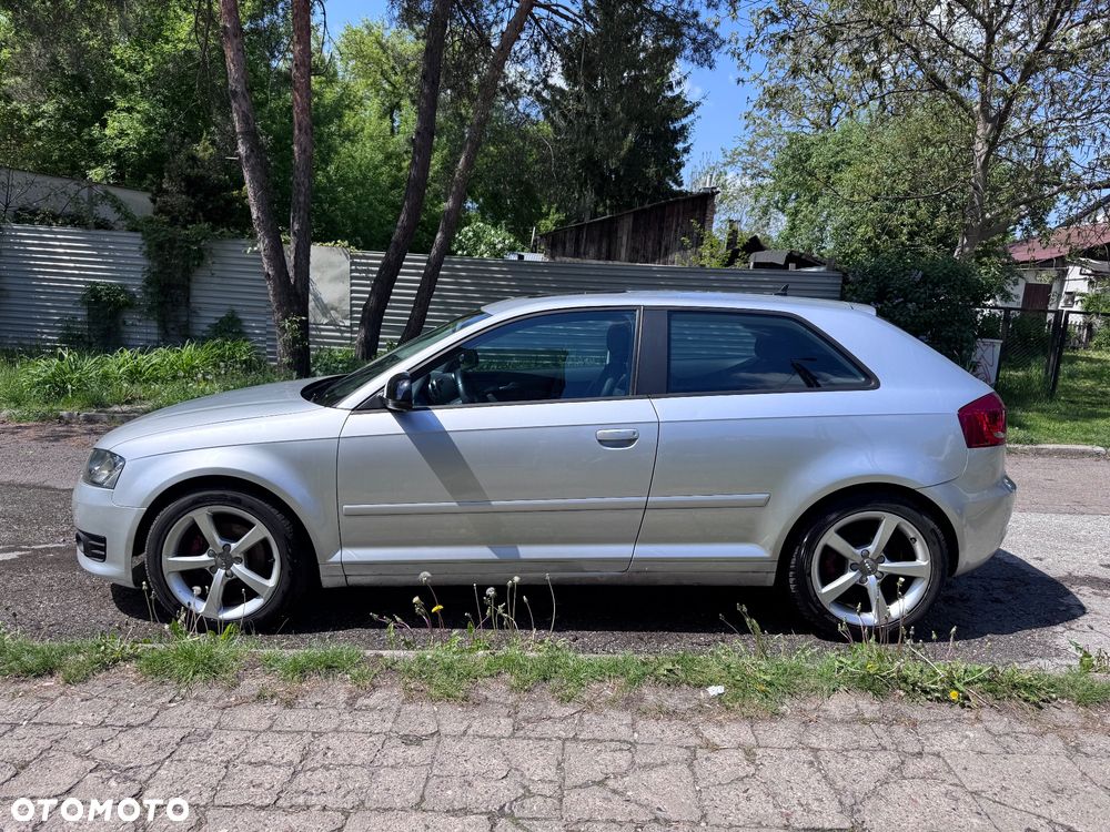Audi A3 3-drzwiowe 1.8 TFSI Ambiente S tronic - 2