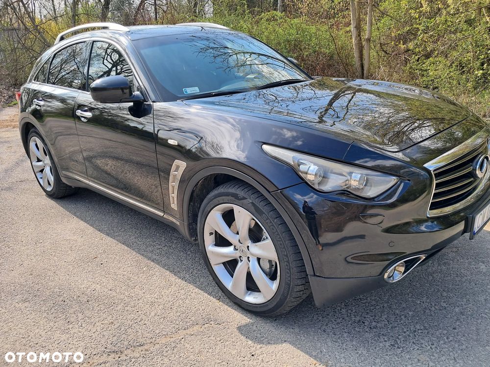 Infiniti FX - 13