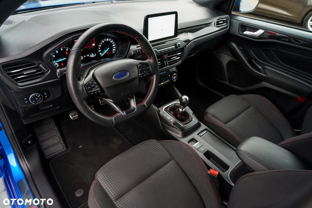 Ford Focus - 19