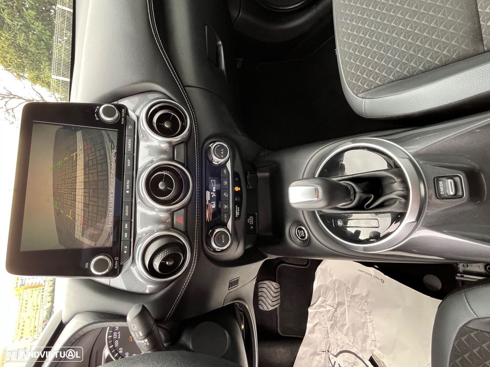 Nissan Juke 1.0 DIG-T N-Connecta NAV. DCT - 8