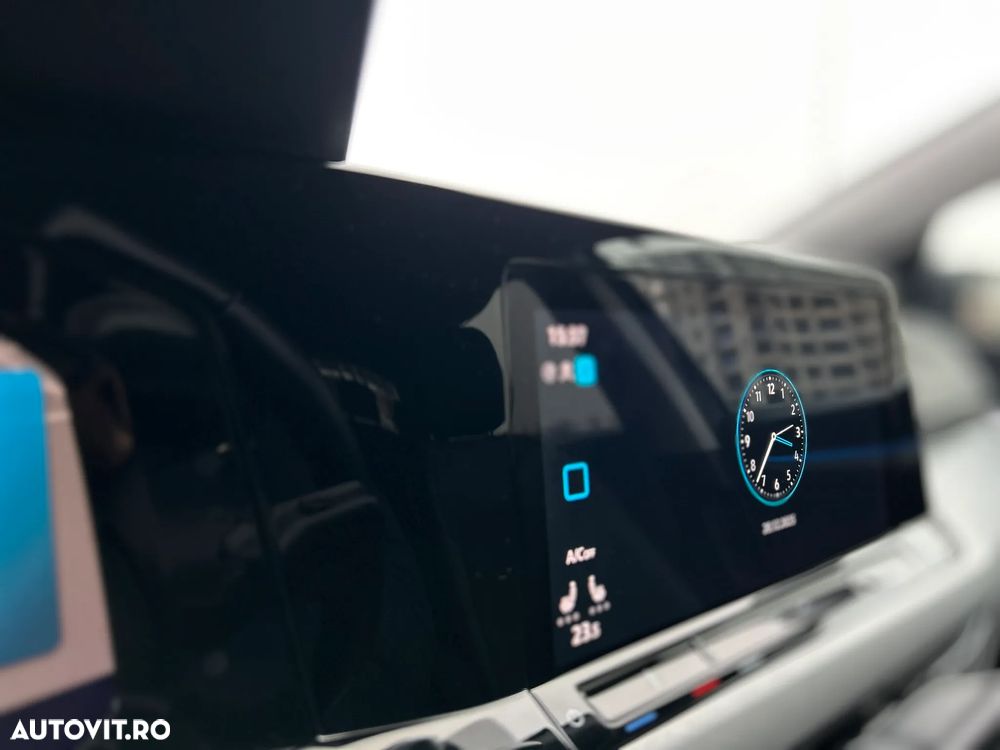 Volkswagen Golf 2.0 TDI Life - 21