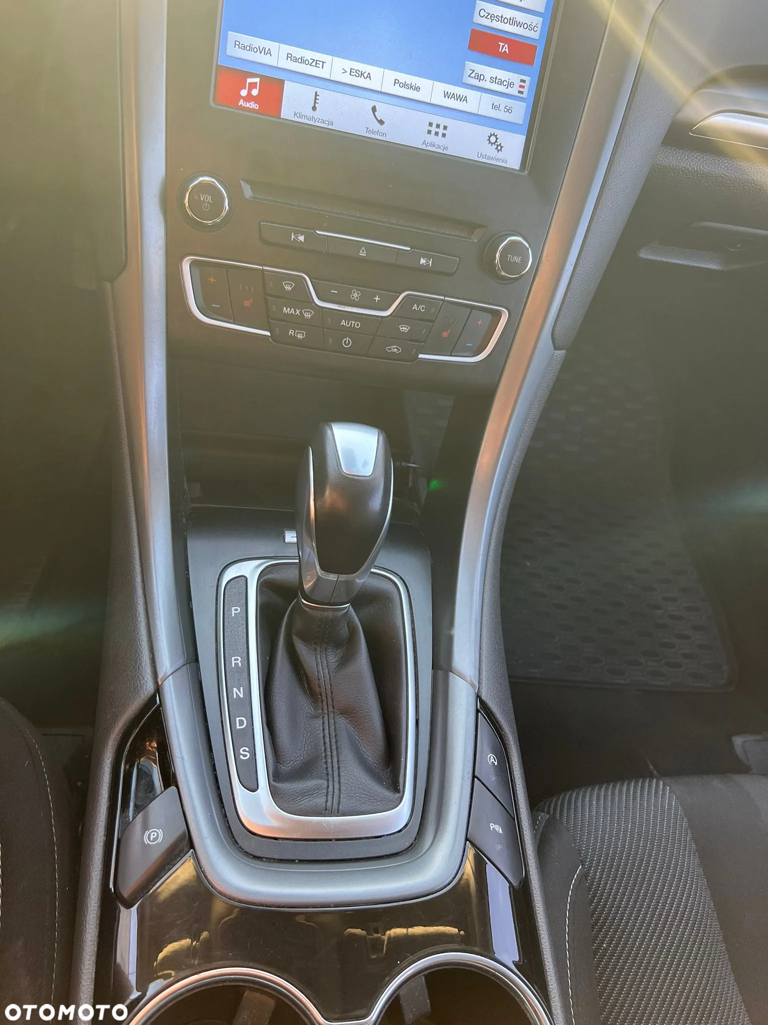 Ford Mondeo 2.0 EcoBoost Titanium - 20