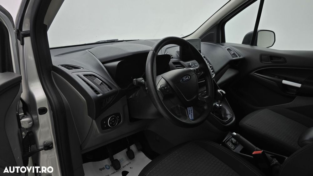 Ford Transit Connect - 13