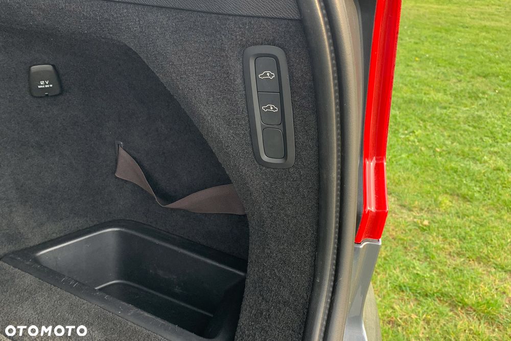 Volvo XC 90 - 32