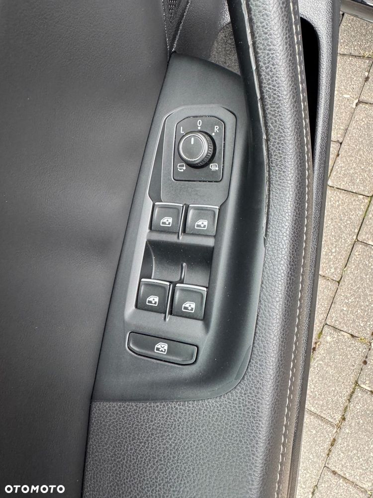 Volkswagen Passat 2.0 TDI BMT Highline DSG - 25