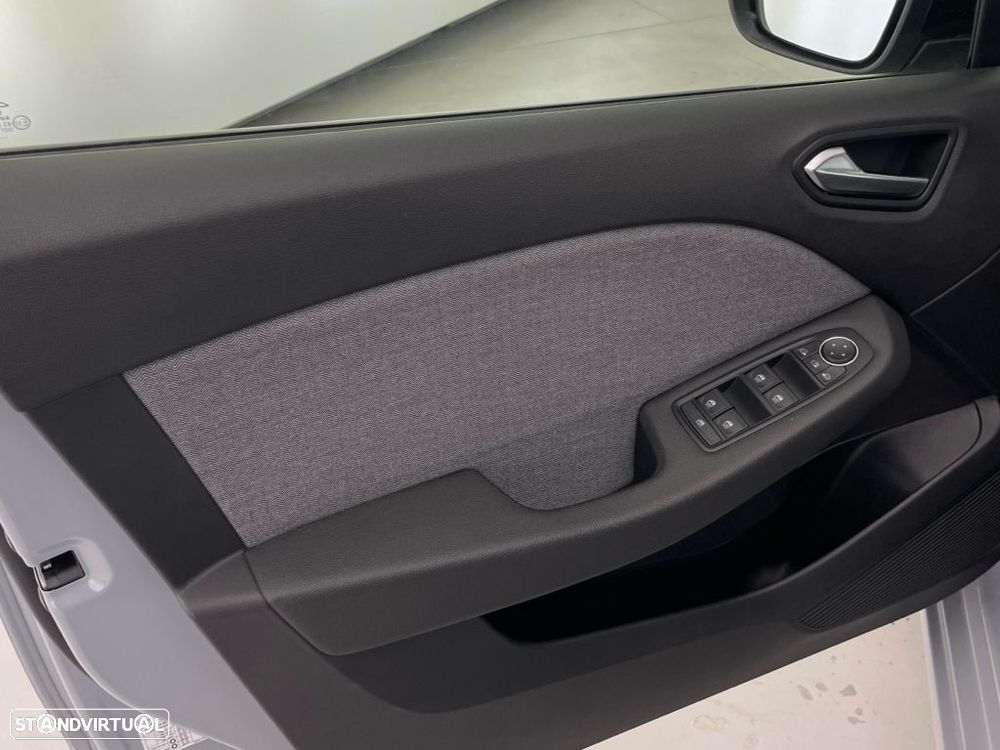 Renault Clio 1.0 TCe Techno - 16