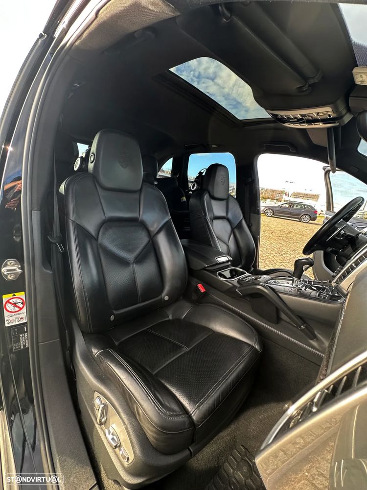 Porsche Cayenne S Hybrid - 19