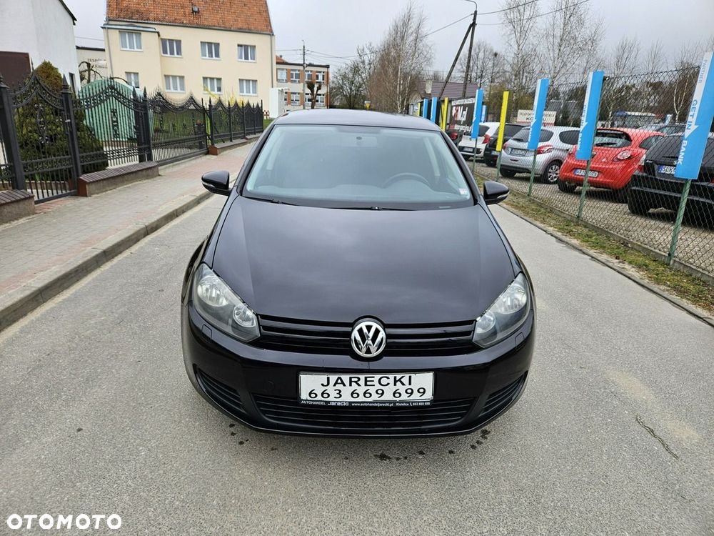 Volkswagen Golf - 2