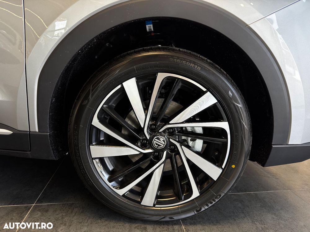 MG ZS HEV 1.5 GSI AT Exclusive - 20