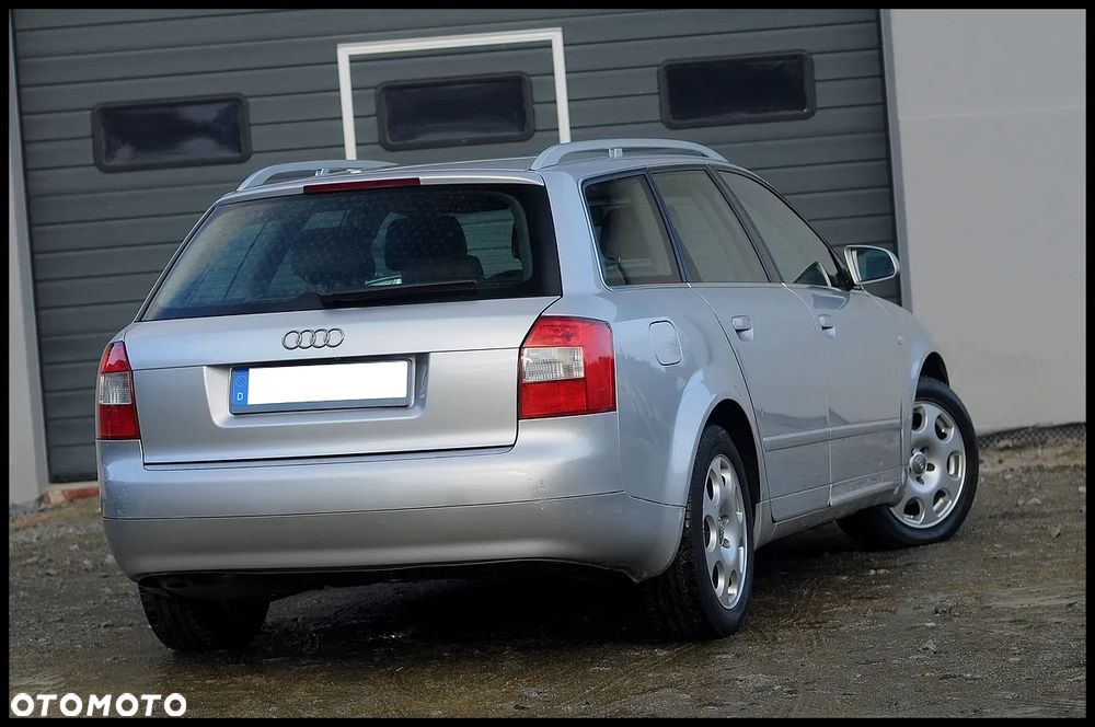 Audi A4 Avant - 3