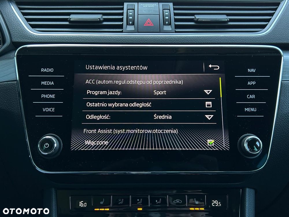 Skoda Superb 2.0 TDI 4x4 Style DSG - 31