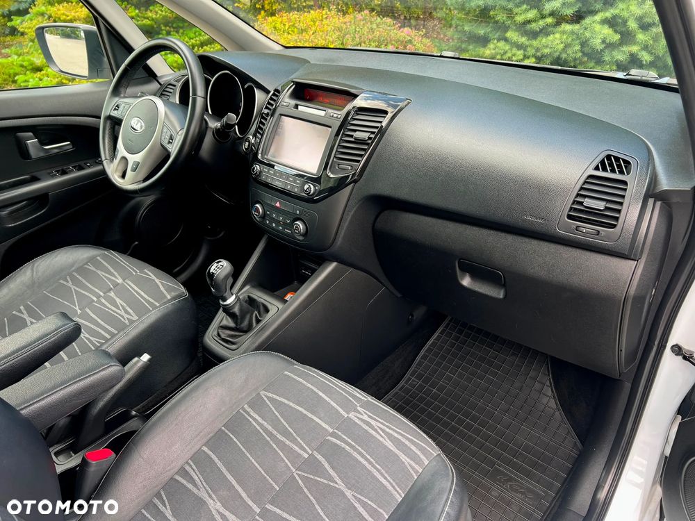 Kia Venga 1.4 CRDi XL - 29