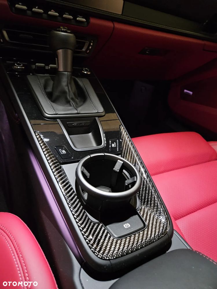 Porsche 911 GT3 Touring PDK - 7