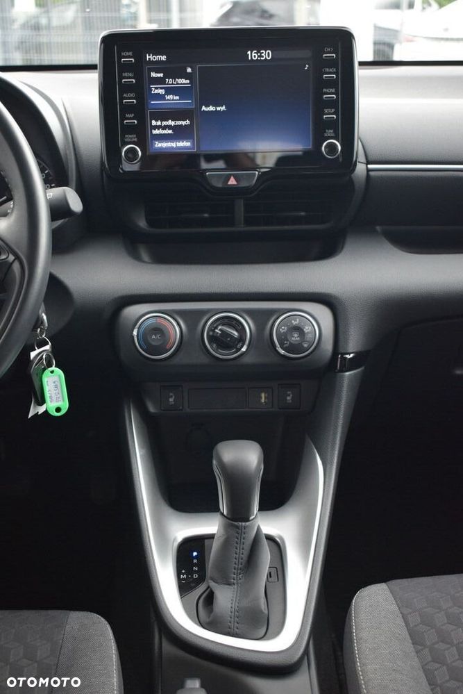 Toyota Yaris 1.5 Comfort CVT - 13