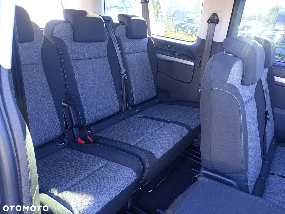 Peugeot Traveller 2.0 BlueHDi Long Business EAT8 - 13