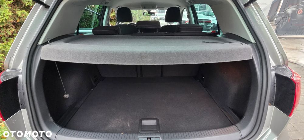 Volkswagen Golf 1.2 TSI BlueMotion Technology Cup - 32