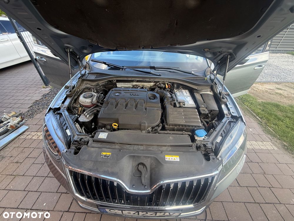 Skoda Superb 2.0 TDI Ambition - 22
