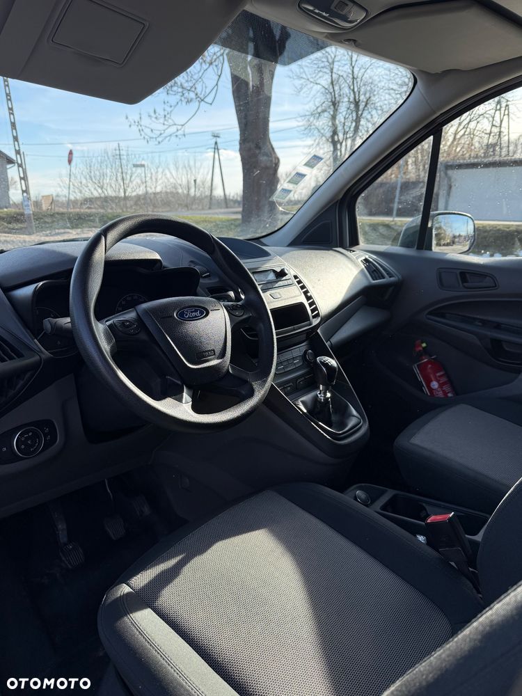 Ford Transit Connect - 16