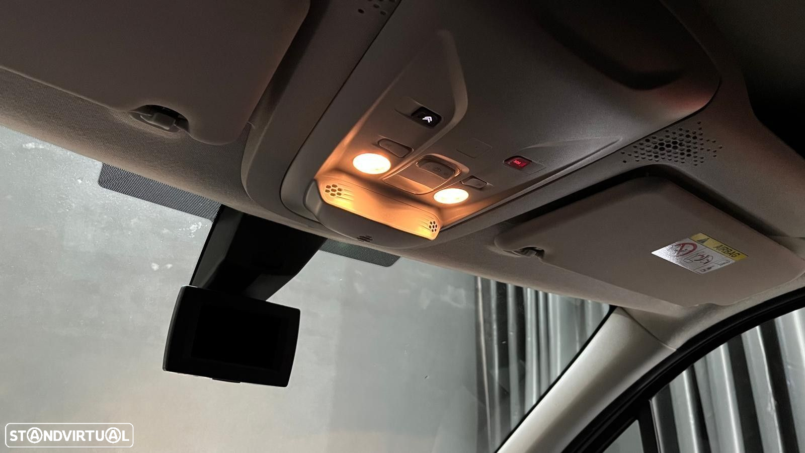 Citroën Berlingo Outro - 12