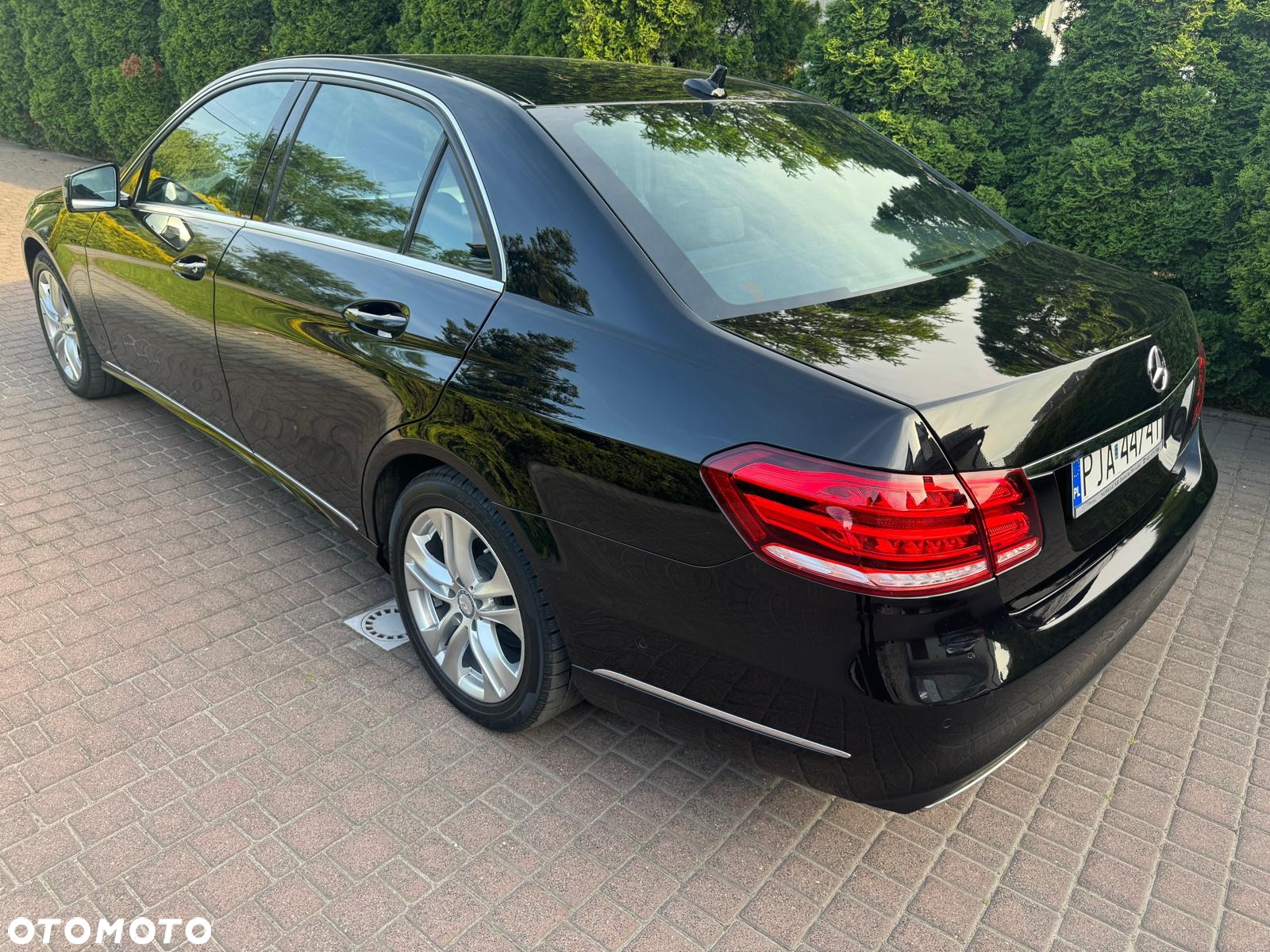 Mercedes-Benz Klasa E 200 CDI DPF BlueEFFICIENCY 7G-TRONIC Avantgarde - 10