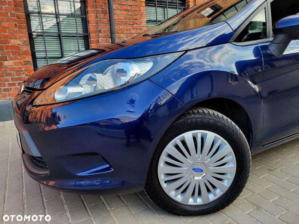 Ford Fiesta - 21