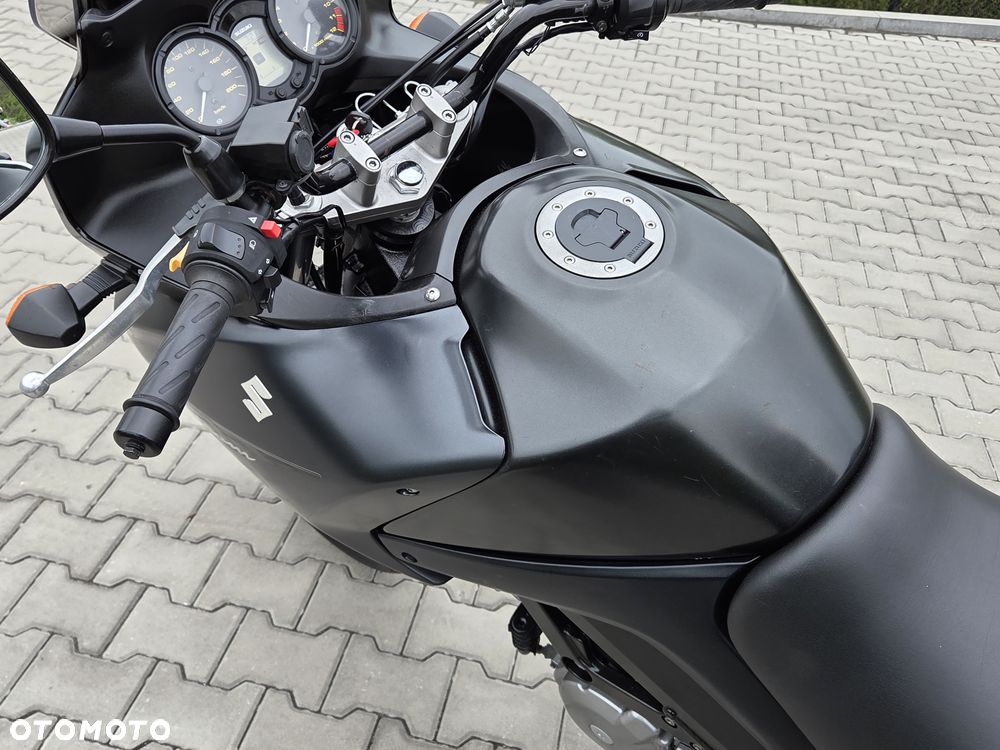 Suzuki V-STROM - 21