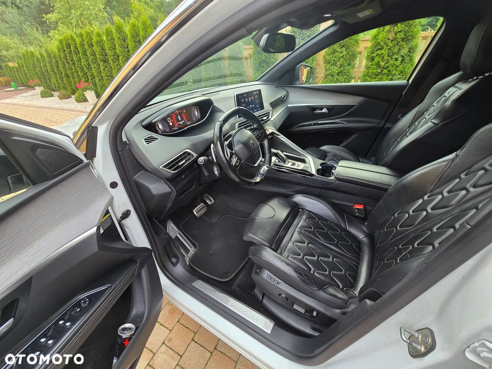 Peugeot 5008 BlueHDi 180 EAT8 GT Pack - 12