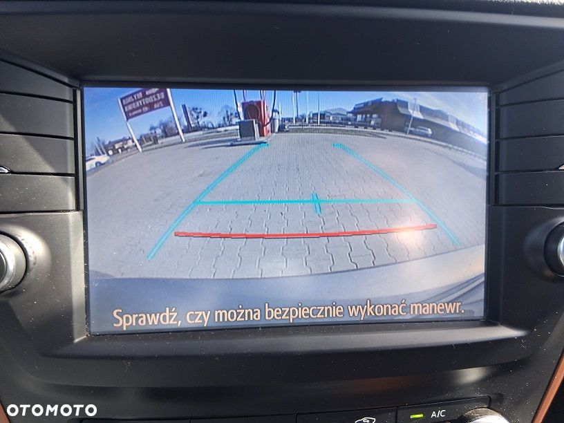 Toyota Avensis 1.8 Premium - 18