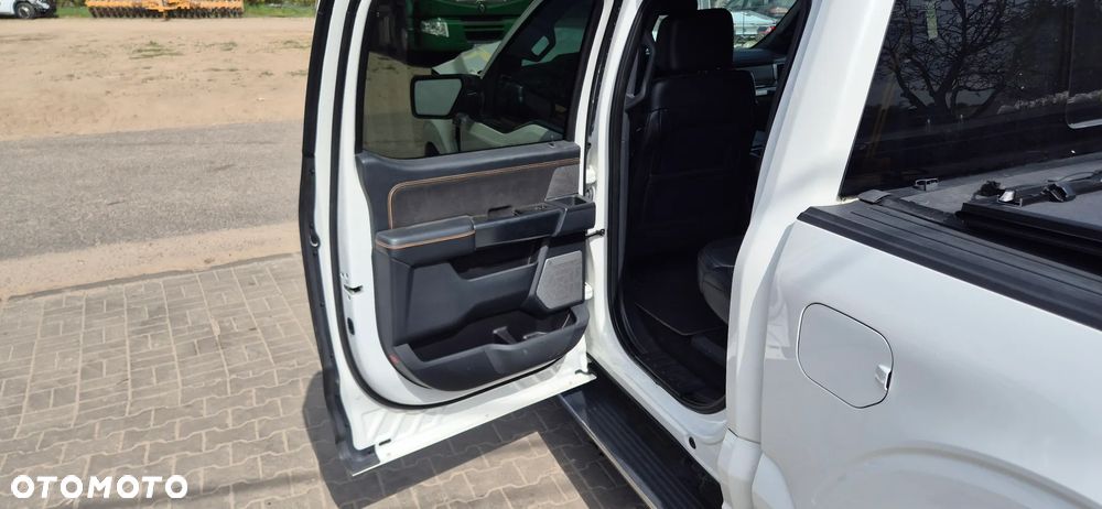 Ford F150 - 32