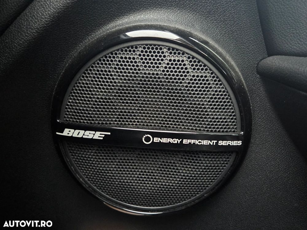 Renault Megane dCi 110 FAP EDC Bose Edition - 27