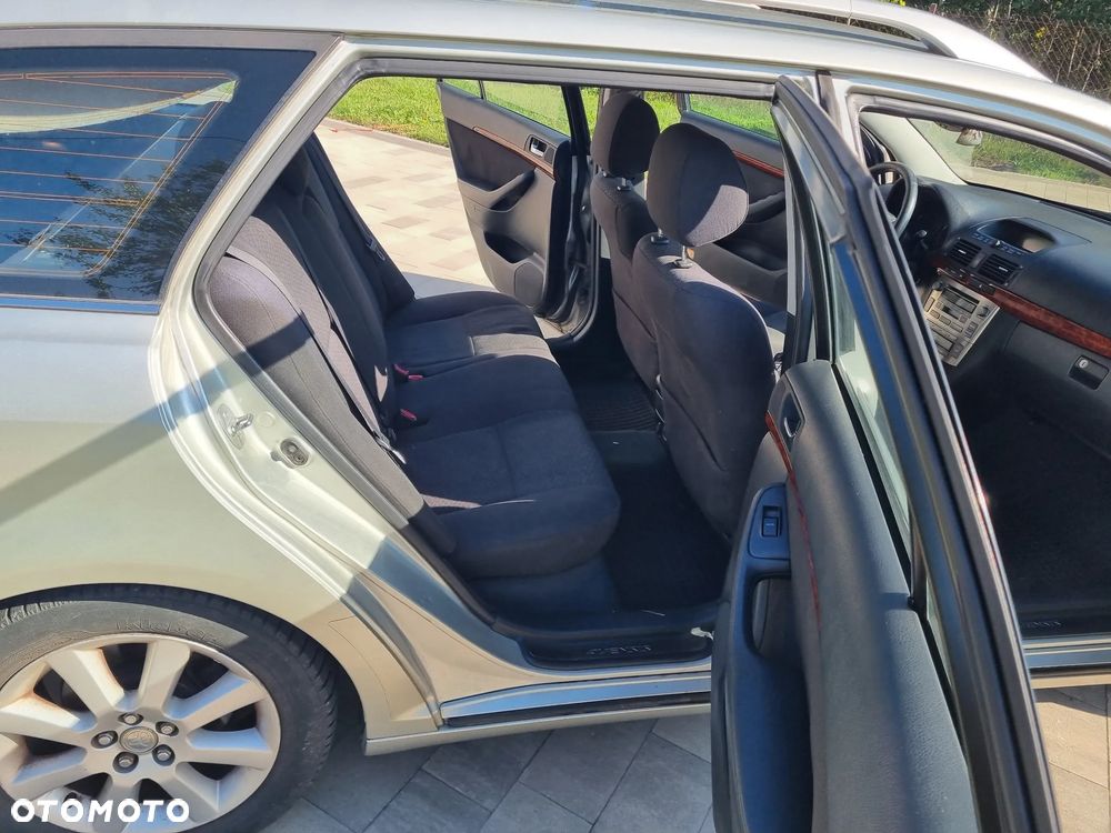 Toyota Avensis 1.8 VVT-i Combi - 3