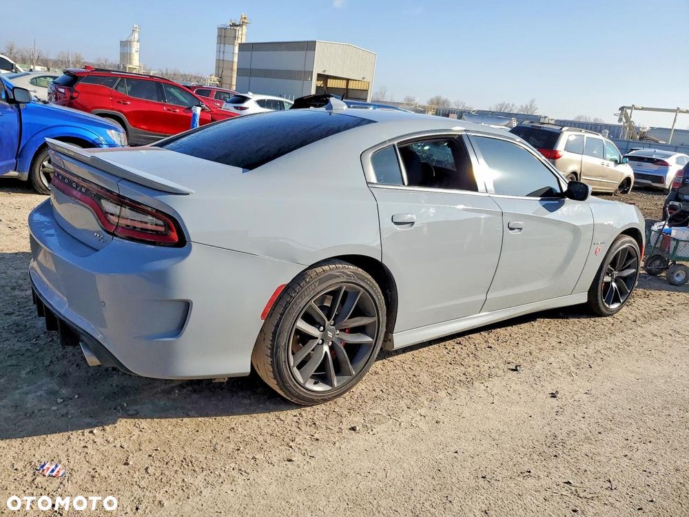 Dodge Charger 5.7 R/T - 4