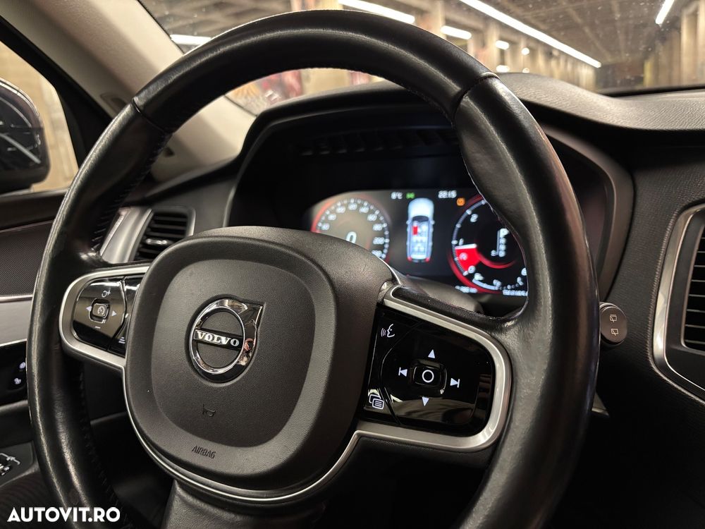 Volvo XC 90 - 16