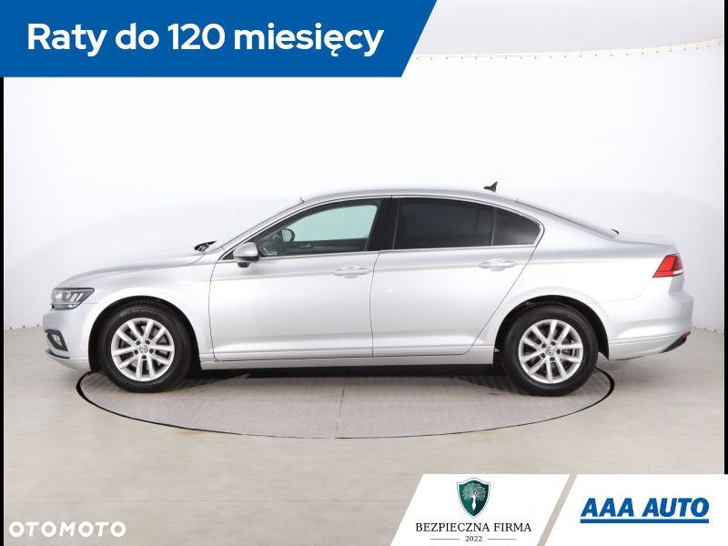 Volkswagen Passat - 3